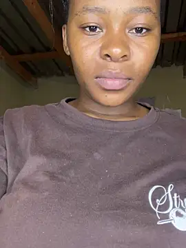 MiyaXo2 live sex cam