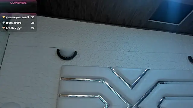 Naomi-Haruno live sex cam