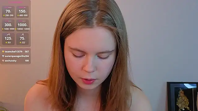 JulietteRain live sex cam