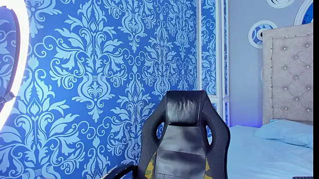 Beele_and_Evie live sex cam