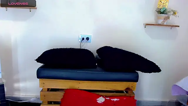 Darianna_Atehortua live sex cam