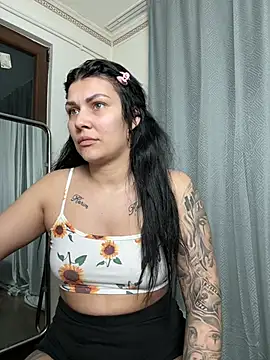 MiaKiittyy's cam snapshot