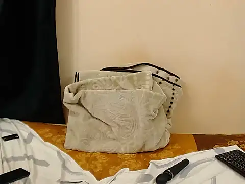 OnionBooty3573's cam snapshot