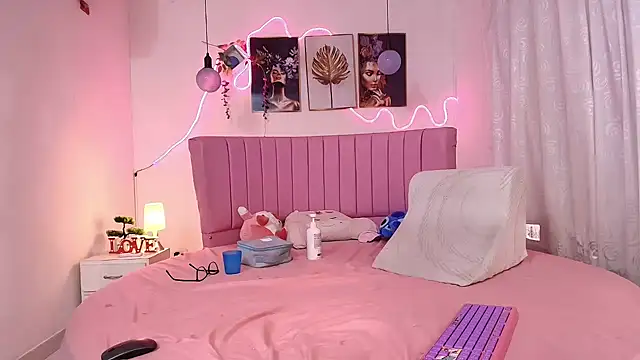 Azul_horney live sex cam