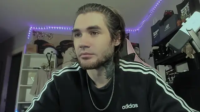 Go_V_Cs's cam snapshot