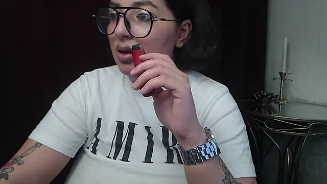 BustyAllyy's cam snapshot