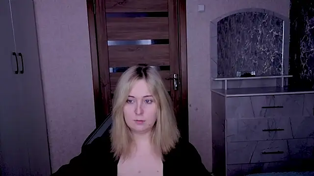 Kristy-Max's cam snapshot