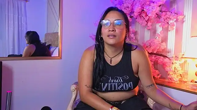 miia_secret_'s cam snapshot