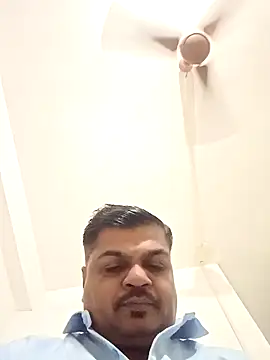 Desi_Lodo_Gujju_Boy live sex cam