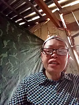 Agnes-baby's cam snapshot