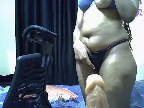 Horny-slut_'s cam snapshot