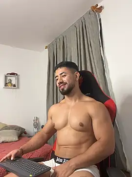 Ezzio_Scolaro's cam snapshot