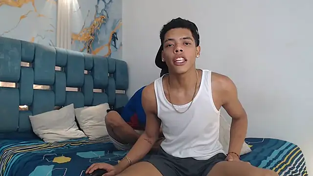 EMPIRE_BOYS1's cam snapshot