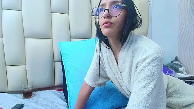 sweet_amye's cam snapshot