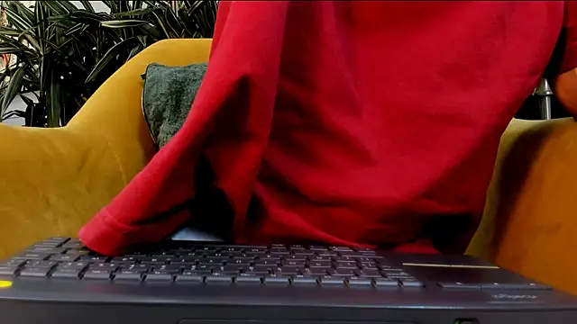 roan_birkin's cam snapshot