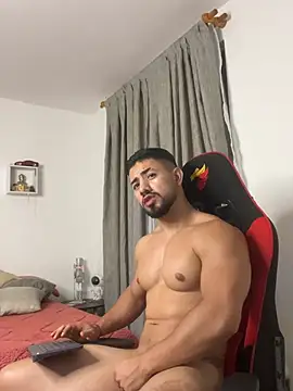 Ezzio_Scolaro's cam snapshot