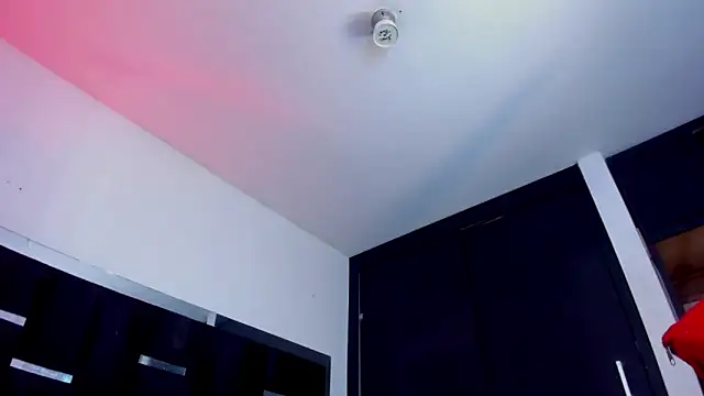 Eyleen_Santos live sex cam