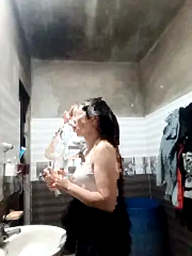 blonde_blg's cam snapshot