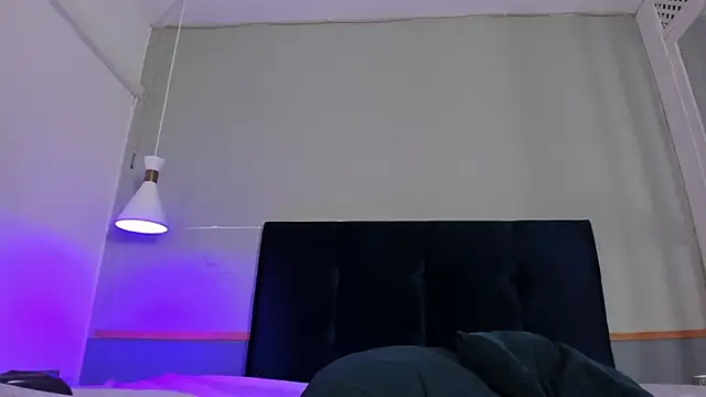 Jeffry_wolvess live sex cam