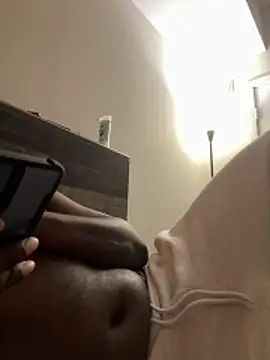 makeherfeelg's cam snapshot