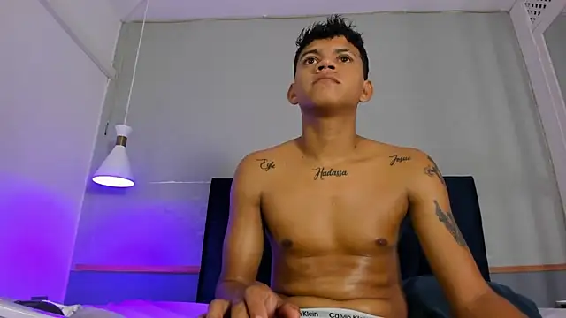 Jeffry_wolvess's cam snapshot