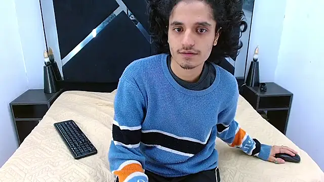 SamiSaturno's cam snapshot