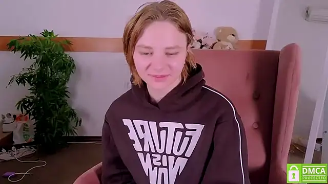 MirraBellanta's cam snapshot