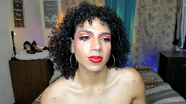 Angel_White25's cam snapshot