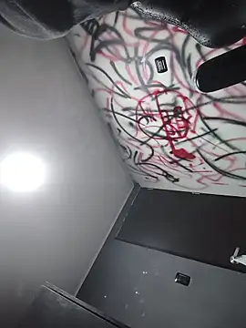 CharlotteKravizz's cam snapshot