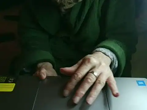 VeneRed's cam snapshot