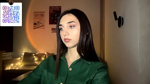 LinaMour's cam snapshot