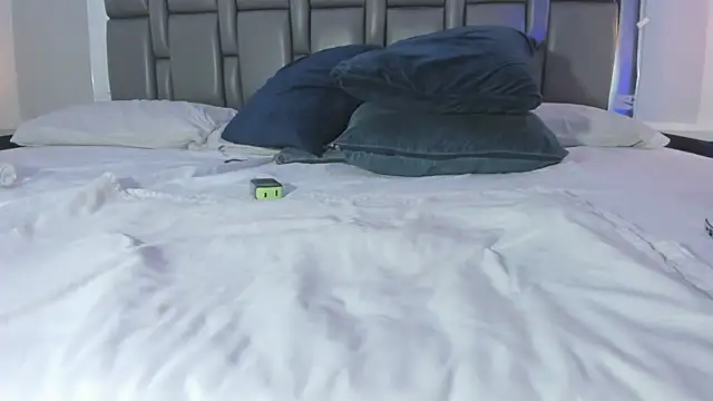 Thedol1 live sex cam