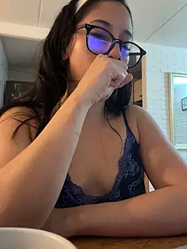 susi_chimm's cam snapshot