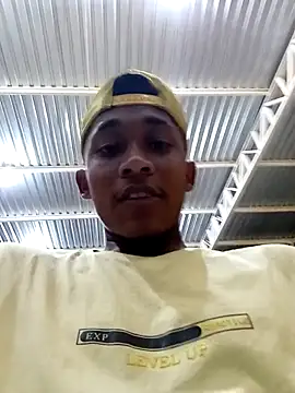 Thasmien live sex cam