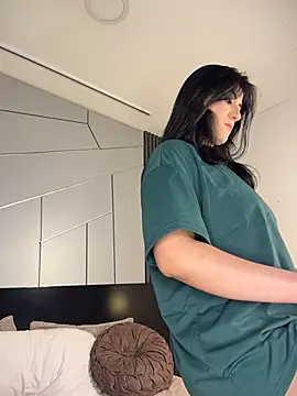 fiorella_paris's cam snapshot