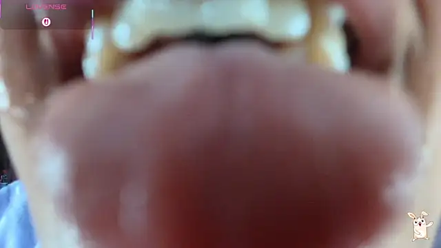 Hinata_21_'s cam snapshot