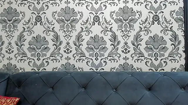 LissaBigTitts's cam snapshot