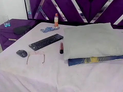 Kiaraasm's cam snapshot