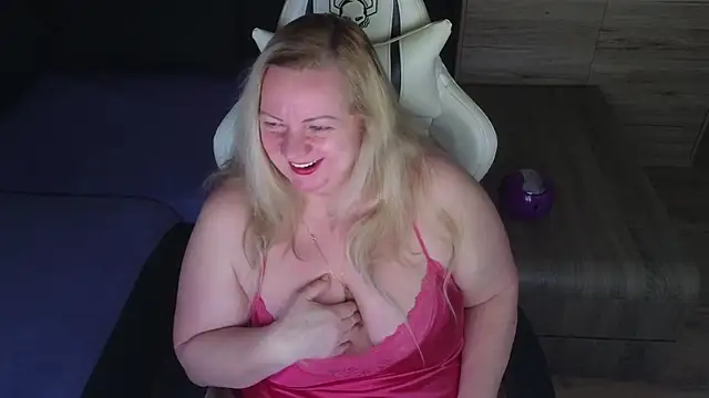 MolligSpielle's cam snapshot