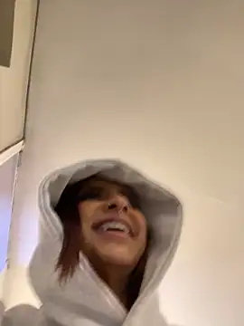 Hilary_pinkk live sex cam