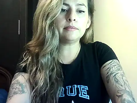 Valery__Rouse_'s cam snapshot