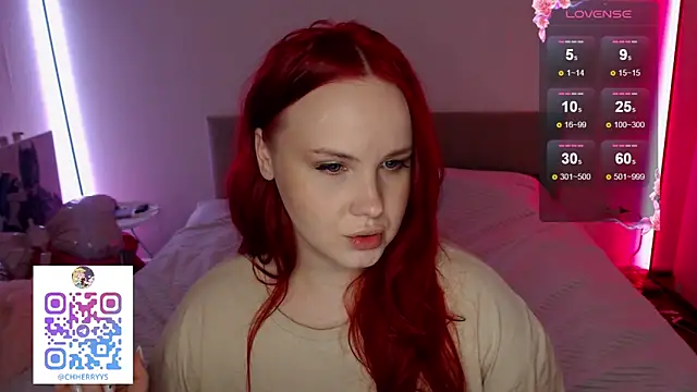 Alice69Fox's cam snapshot