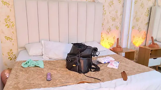 Celeste_Clarke's cam snapshot