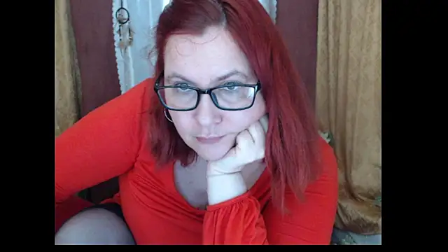 PlayfullMature's cam snapshot