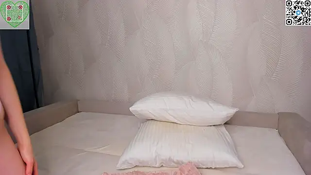 CherrylHolme live sex cam