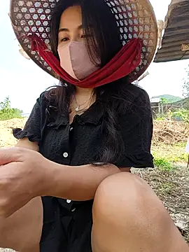 lyna_bl live sex cam