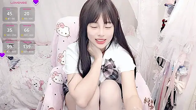 9aunatiis live sex cam