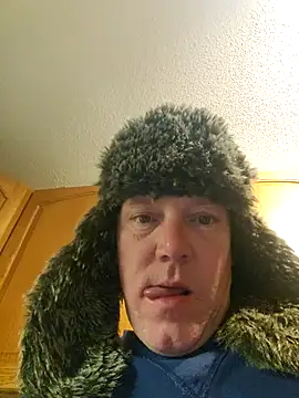 Bigtater1999 live sex cam