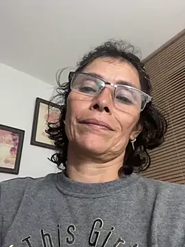 MireyaTorresGu live sex cam