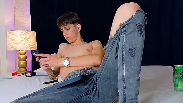 Lion_Foster01 live sex cam